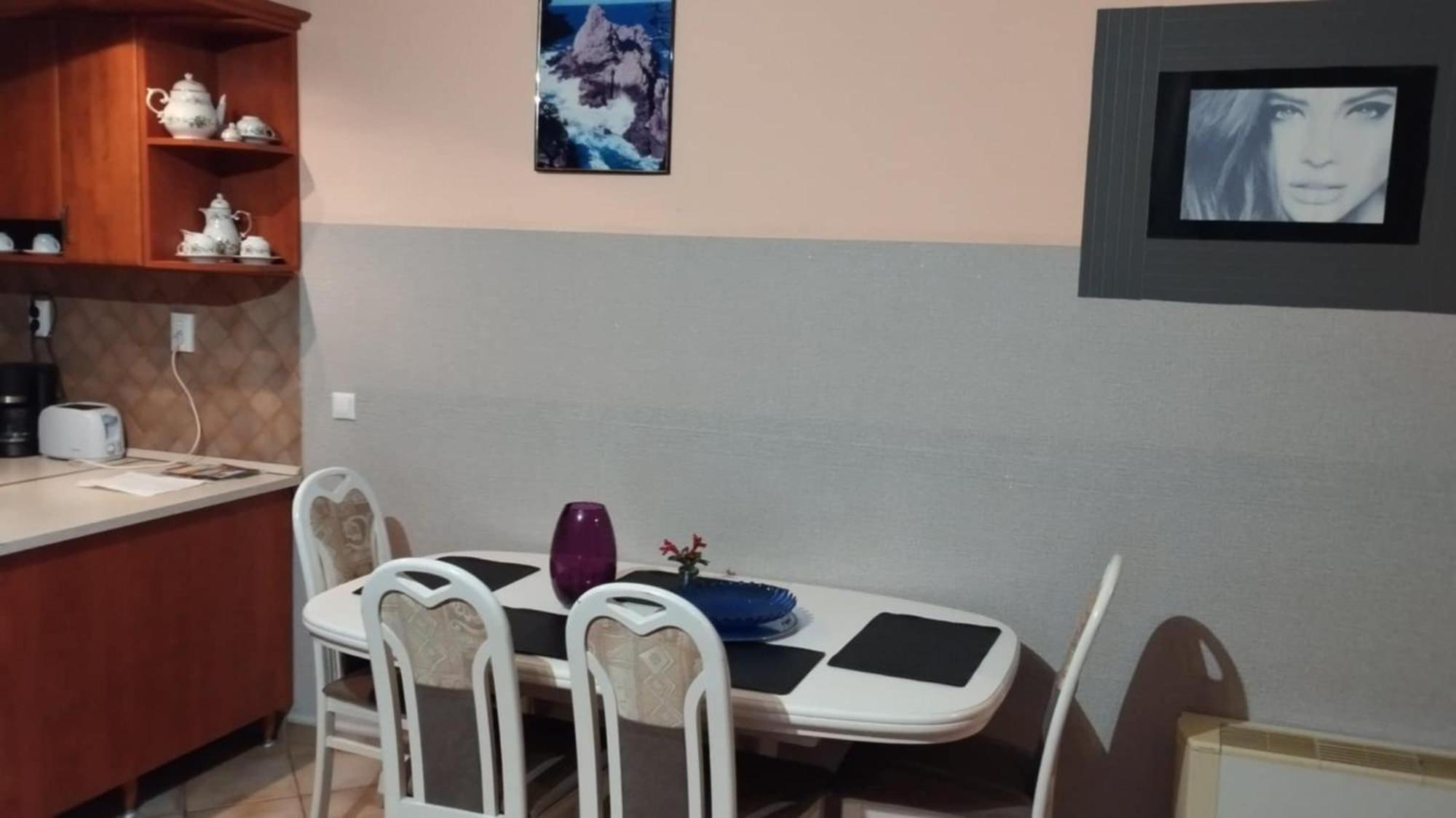 Hajdúszoboszló Tommy Apartman מראה חיצוני תמונה